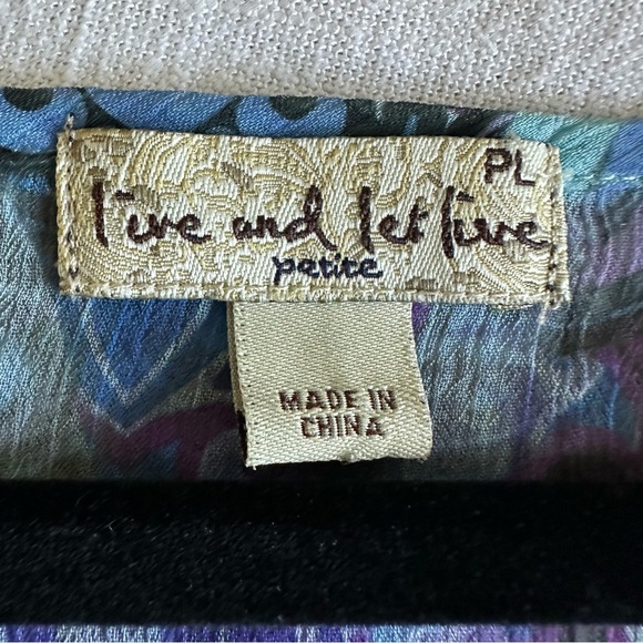 Live and Let Live Womens Blue Lace Top Sz PL Boho Peasant Hippie Festival Artsy - Picture 7 of 9